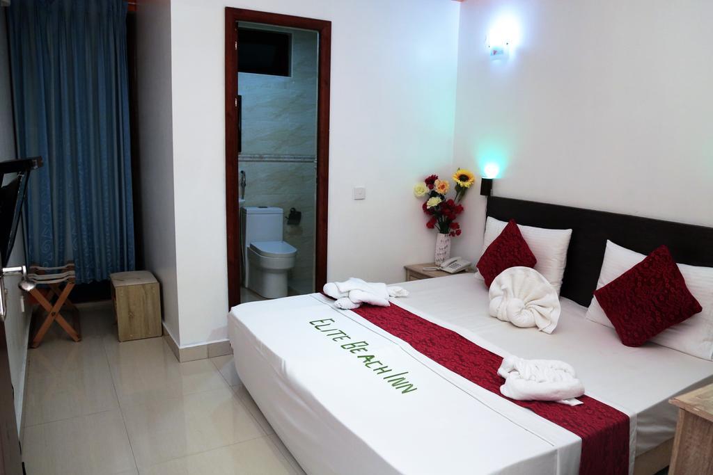 Elite Beach Inn Хулхумале Екстериор снимка