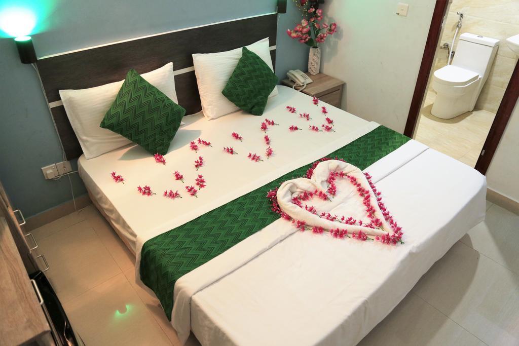 Elite Beach Inn Хулхумале Екстериор снимка